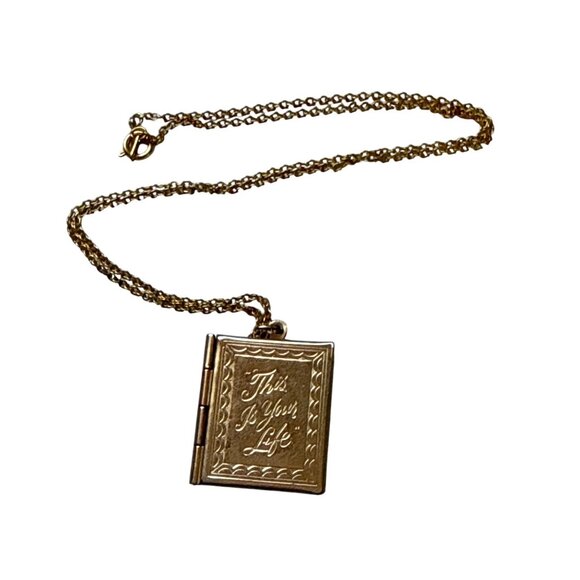 Gold Tone This Is Your Life Book Locket Pendant Necklace 18 Inch Vintage Gift - Picture 3 of 8